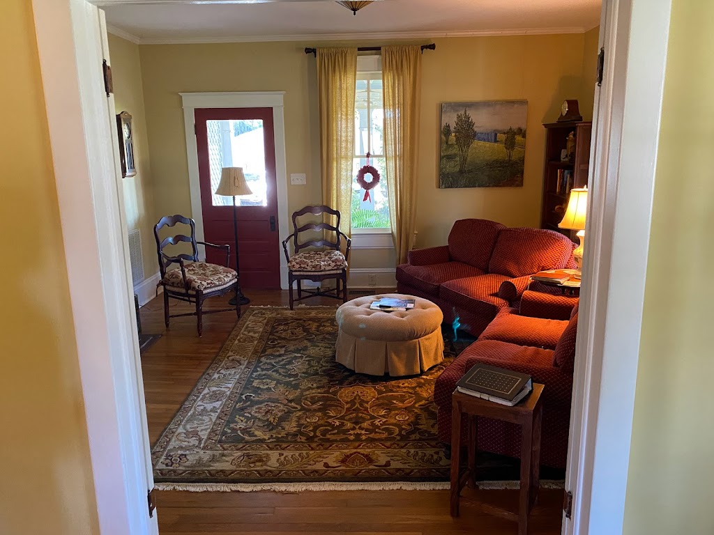 458 West Bed and Breakfast | 458 West St, Pittsboro, NC 27312, USA | Phone: (919) 491-4229