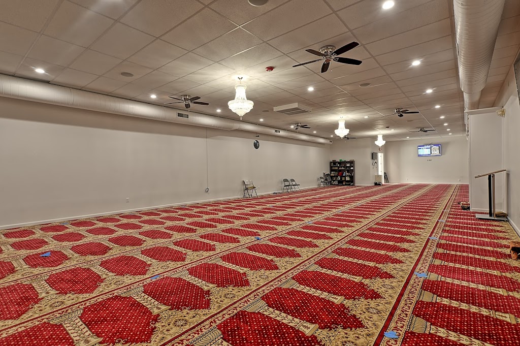 Islamic Center Of Puget Sound (ICOPS) | 15709 Hwy 99, Lynnwood, WA 98087, USA | Phone: (206) 229-0687