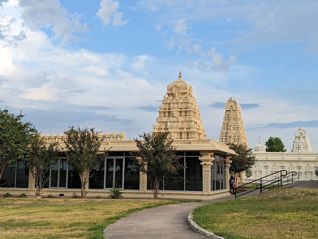 Austin Hindu Temple & Comm Center | 9801 Decker Lake Rd, Austin, TX 78724, USA | Phone: (512) 927-0000