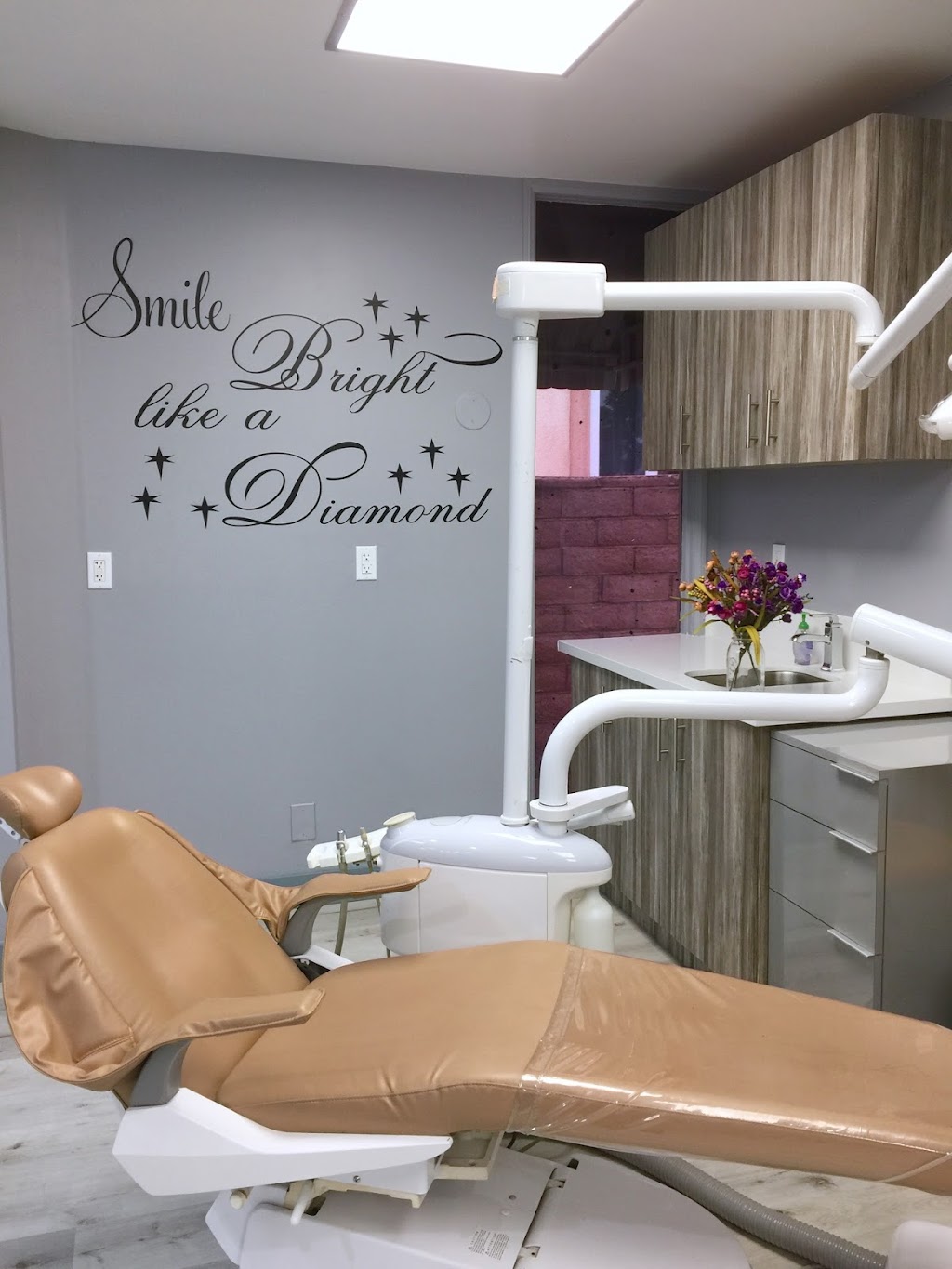 Diamond Coast Dental | 7812 Warner Ave, Huntington Beach, CA 92647, USA | Phone: (714) 375-3222