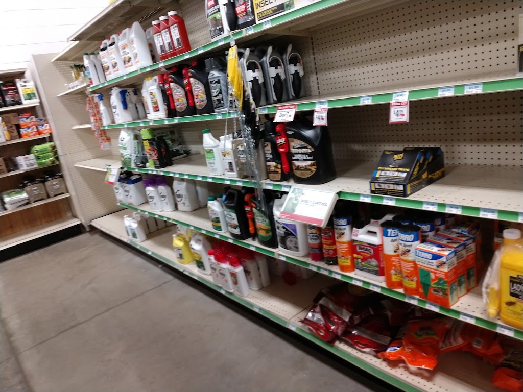Tractor Supply Co. | 16497 Tecumseh St, Dundee, MI 48131, USA | Phone: (734) 529-5535