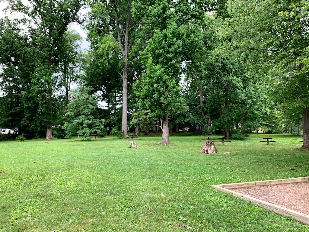 Olney Park | 1840 Olney Rd, Falls Church, VA 22043, USA | Phone: (703) 324-8732