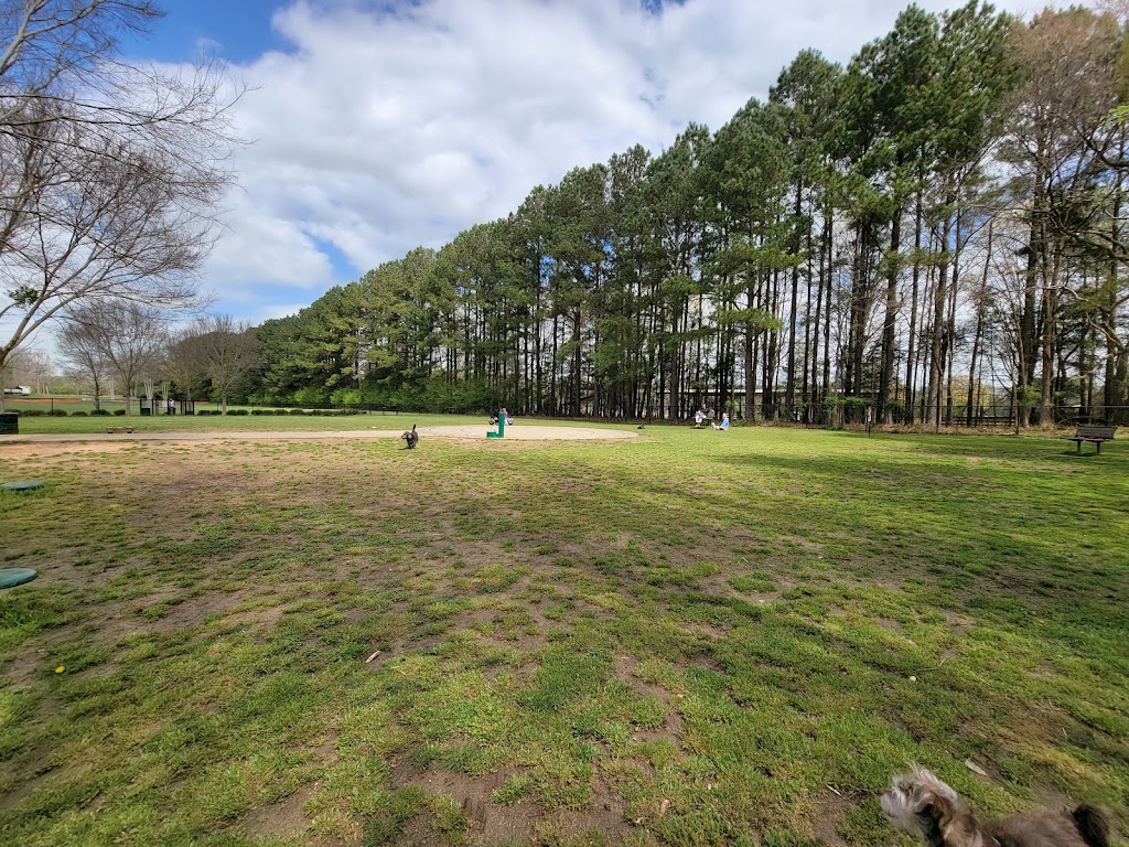 Chattapoochee Dog Park | 4291 Rogers Bridge Rd, Duluth, GA 30097, USA | Phone: (770) 476-3434