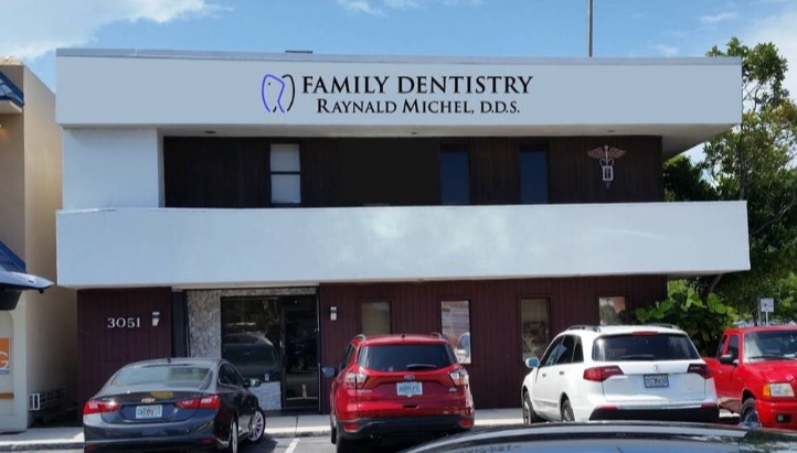 Raynald Michel, DDS | 3051 N Federal Hwy Suite 1, Fort Lauderdale, FL 33306, United States | Phone: (954) 573-2500