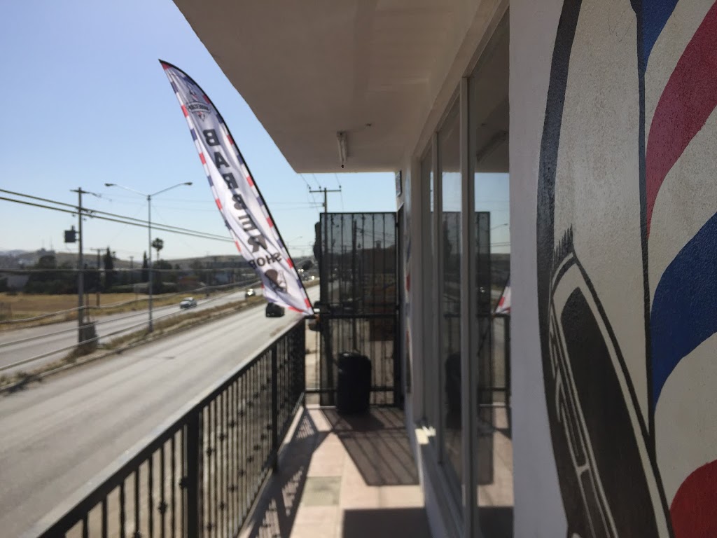 Barber shop Ochoa’s | Ejido Ojo de Agua, Tijuana, Baja California, Mexico | Phone: 664 979 6003