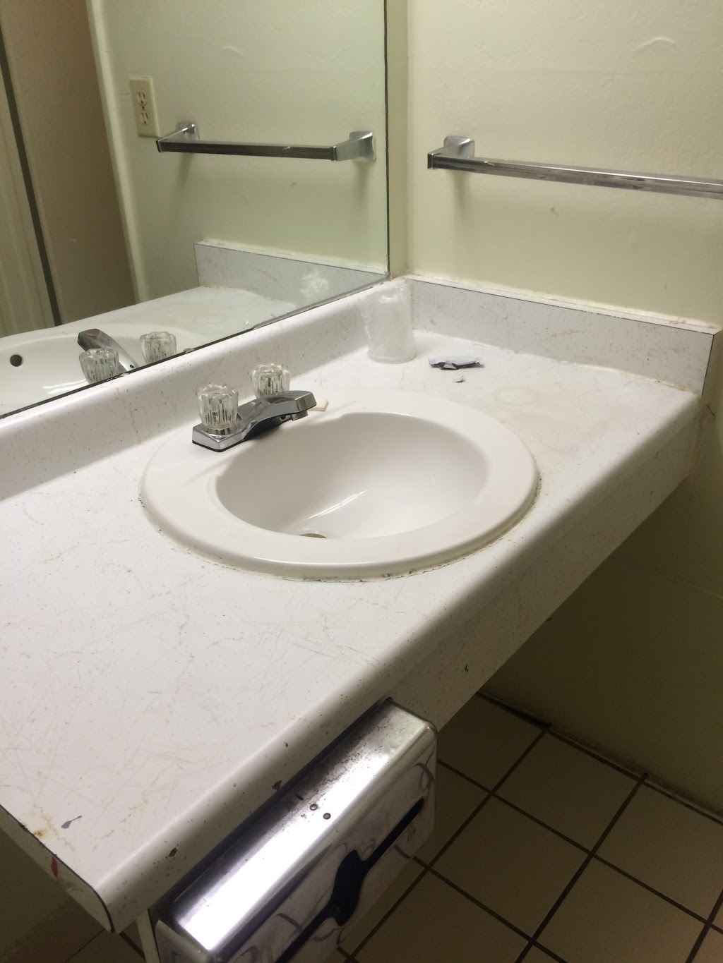 Travel Inn | 4021 N 27th Ave, Phoenix, AZ 85017, USA | Phone: (602) 248-8880