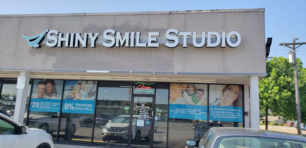 Shiny Smile Studio | 112 Industrial Ave, Azle, TX 76020, USA | Phone: (817) 270-3700