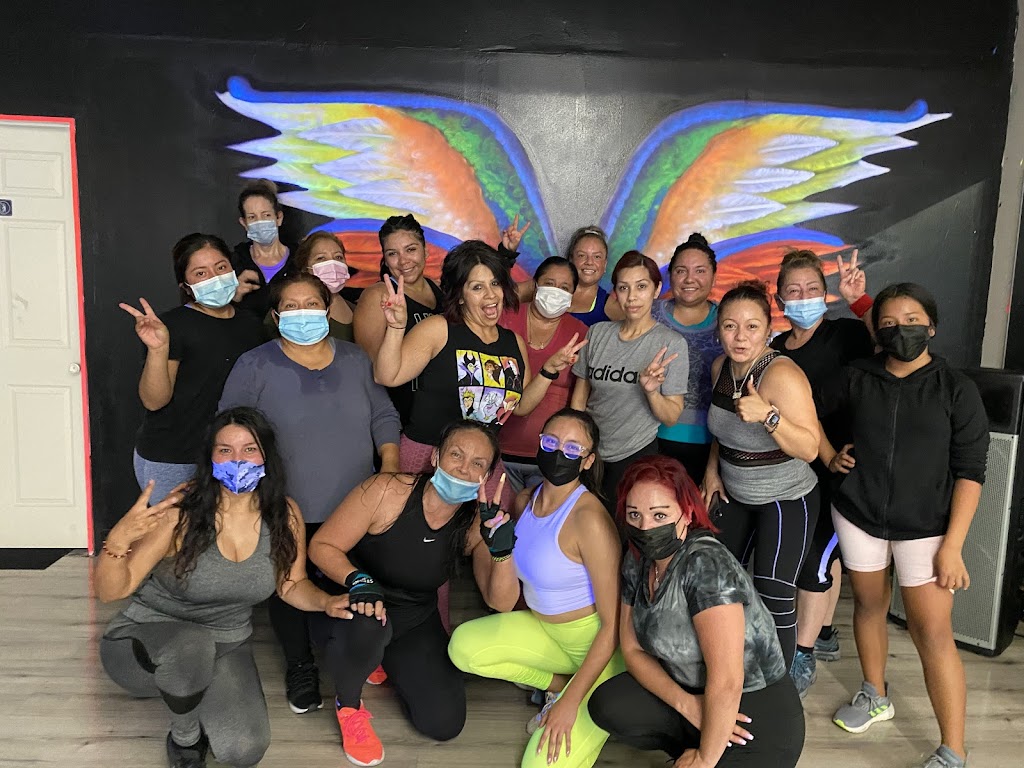 Neon Fitness | 4749 Maine Ave, Baldwin Park, CA 91706, USA | Phone: (626) 877-1654