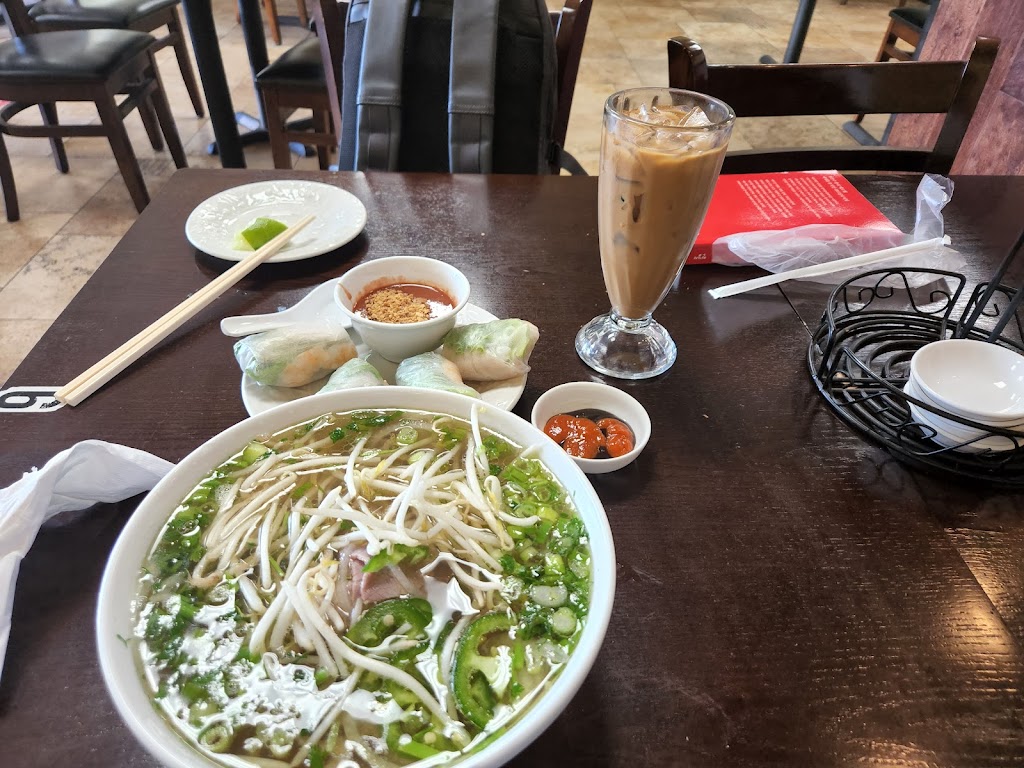 Pho Khang | 2207 Tasman Dr, Santa Clara, CA 95054, USA | Phone: (408) 988-6688