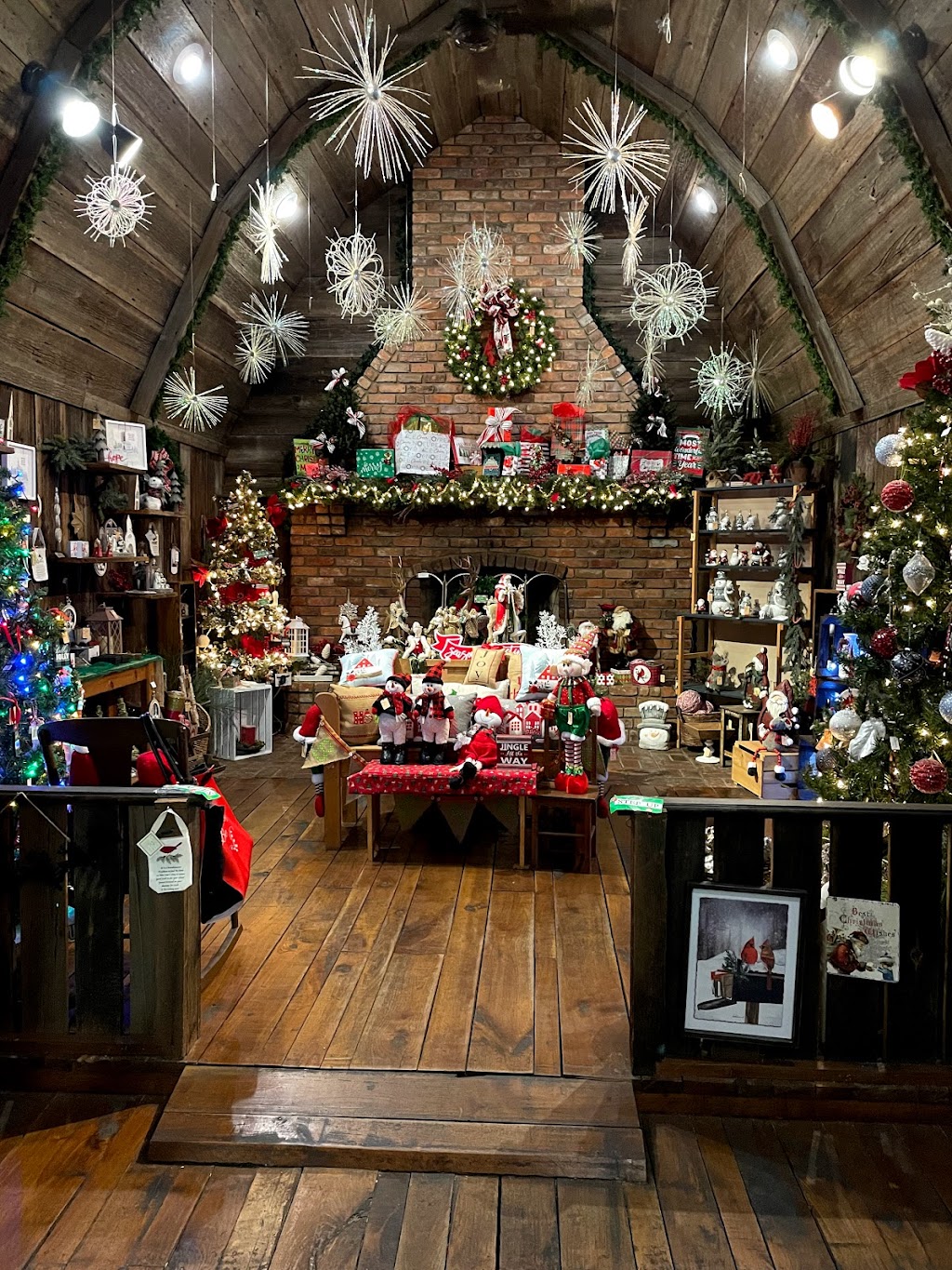 MacQueen Orchards | 7605 Garden Rd, Holland, OH 43528, USA | Phone: (419) 865-2916
