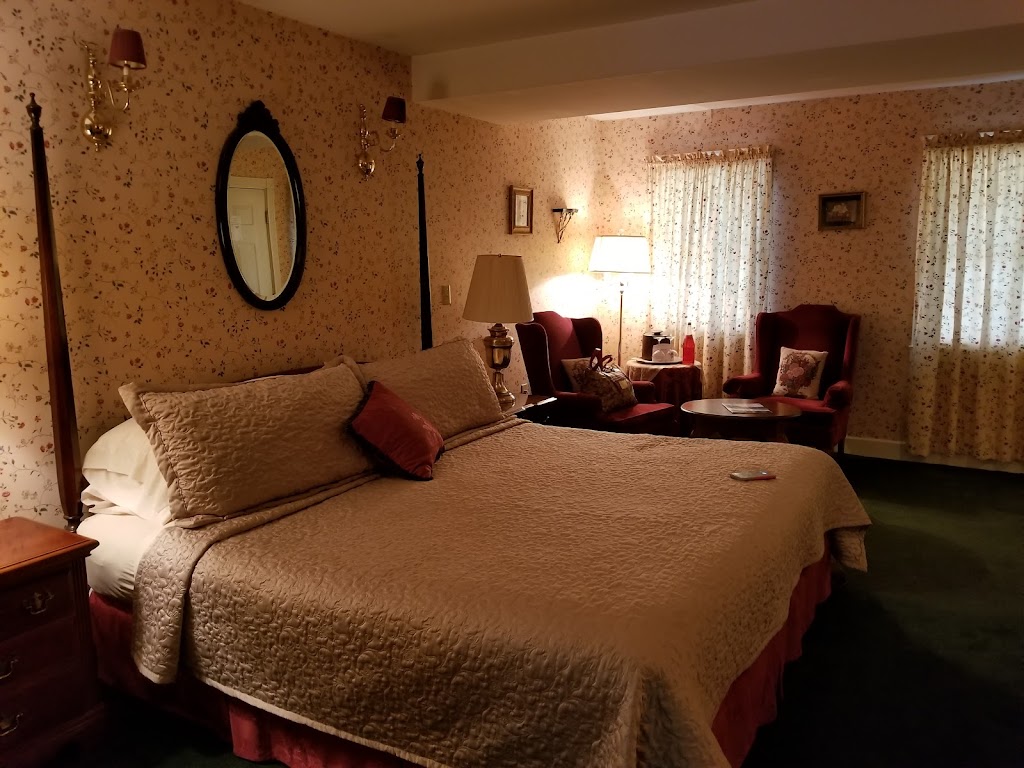 William Seward Inn | 6645 S Portage St, Westfield, NY 14787, USA | Phone: (716) 326-4151