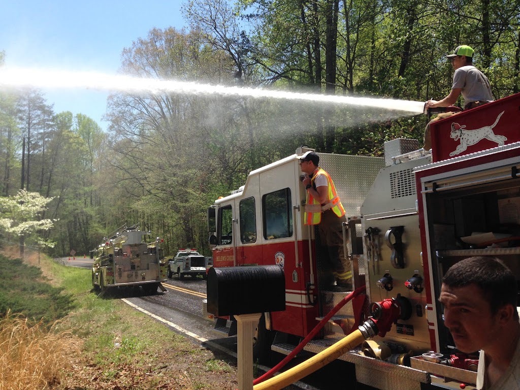 Belews Creek Fire Department | 7675 Belews Creek Rd, Belews Creek, NC 27009, USA | Phone: (336) 595-1100