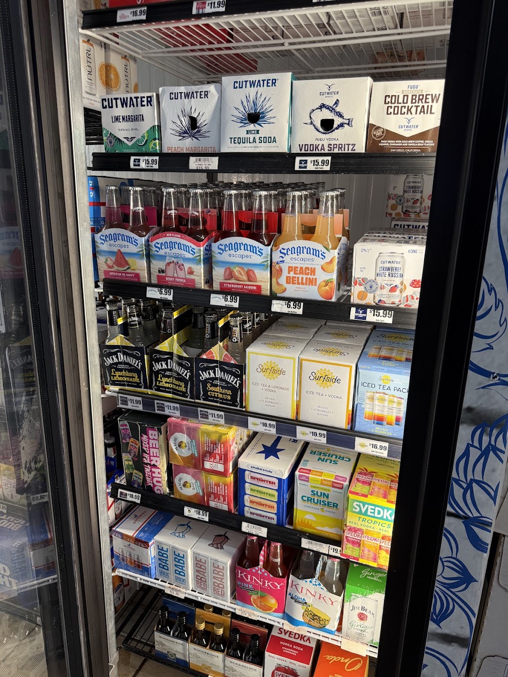 C&D Liquor Store | 2490 SE 58th Ave, Ocala, FL 34480, USA | Phone: (352) 624-3700