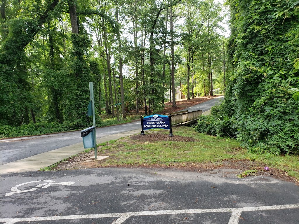 Fuquay-Varina Dog Park | 110 Woodland Dr, Fuquay-Varina, NC 27526, USA | Phone: (919) 552-1430