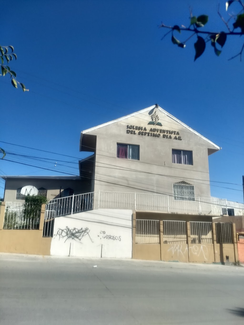 Iglesia Adventista El Pipila | Michoacán 22507, Matamoros Norte-Centro-Sur, El Pipila, 22206 Tijuana, B.C., Mexico | Phone: 664 718 2968