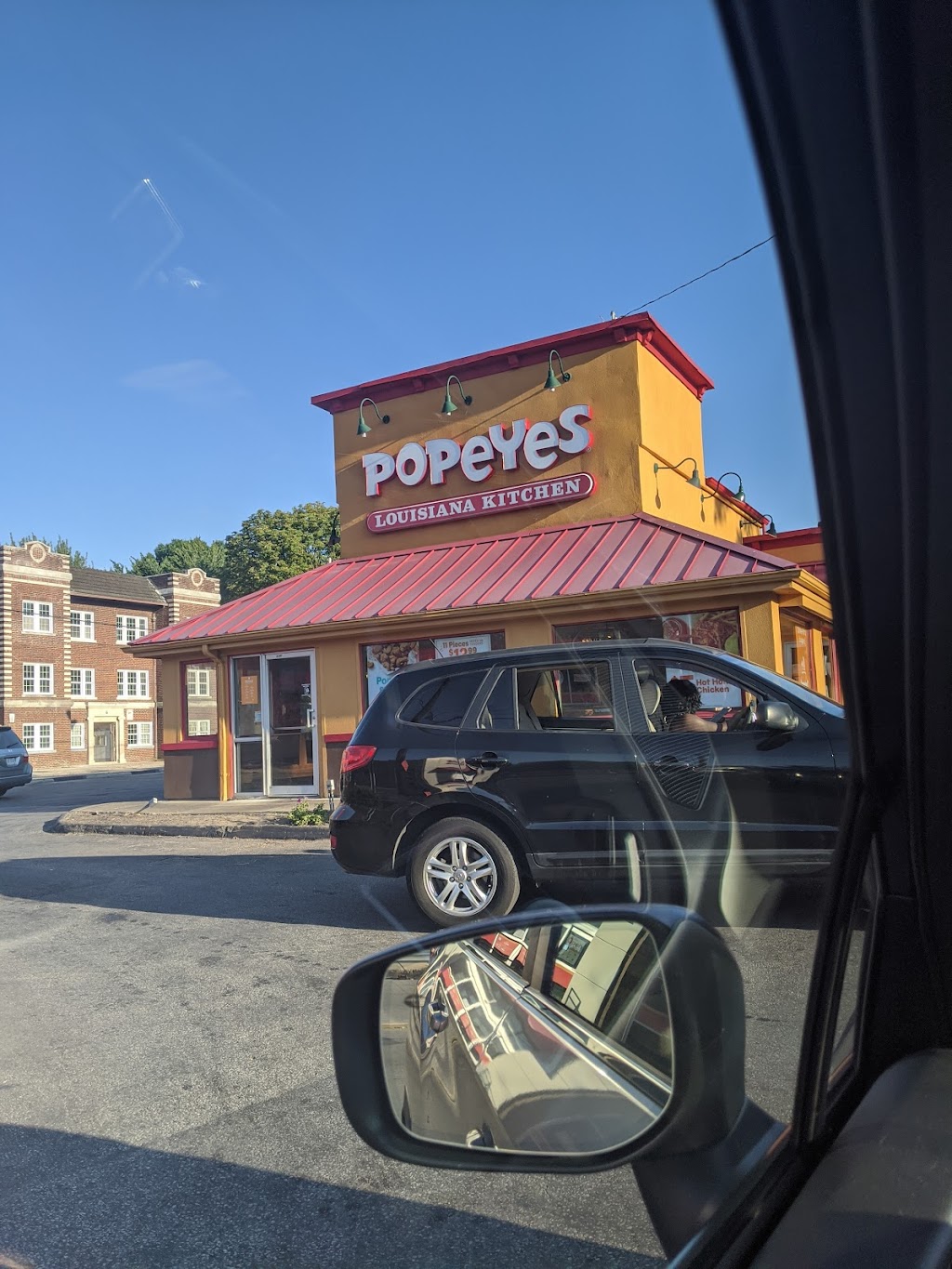 Popeyes Louisiana Kitchen | 12910 Buckeye Rd, Cleveland, OH 44120, USA | Phone: (216) 283-0770