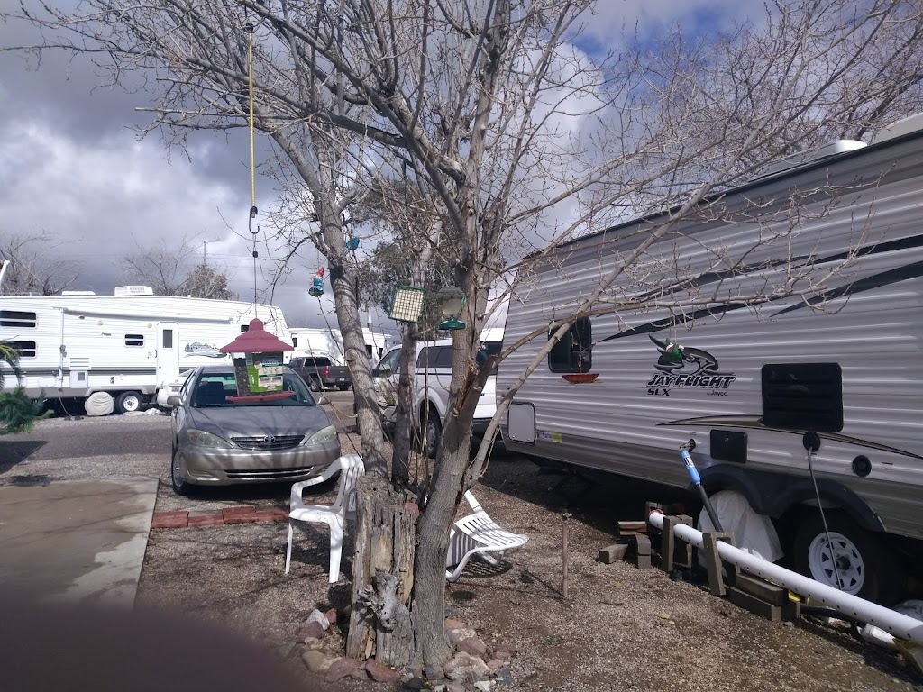 Desert Oasis RV Park | 24275 W Grand Ave, Morristown, AZ 85342, USA | Phone: (623) 388-0229