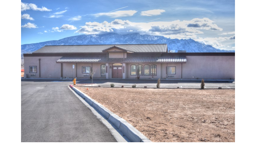 BeeHive Homes of Bernalillo | 200 Sheriffs Posse Rd, Bernalillo, NM 87004, USA | Phone: (505) 591-7024