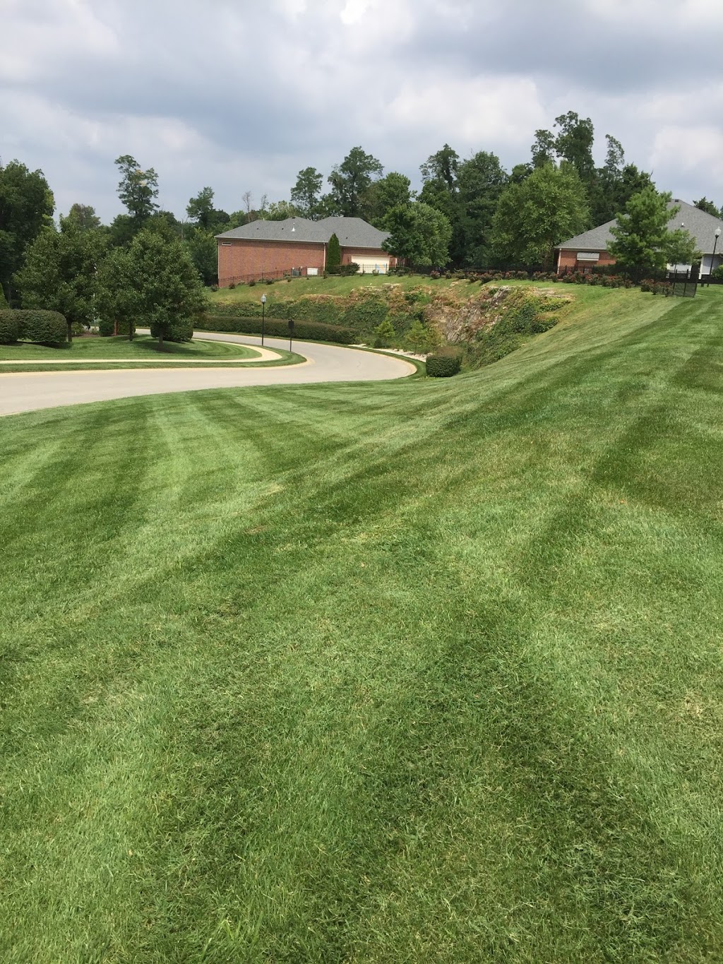 Four Seasons Landscape Management | 9908 Secretariat Dr, Goshen, KY 40026 | Phone: (502) 265-6754