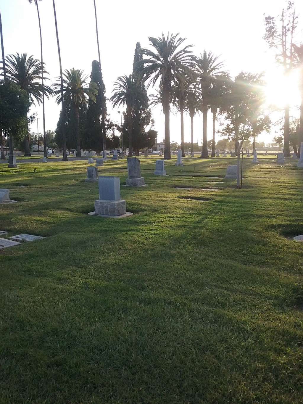 San Jacinto Valley Cemetery | 2555 S Santa Fe Ave, San Jacinto, CA 92583, USA | Phone: (951) 658-4923