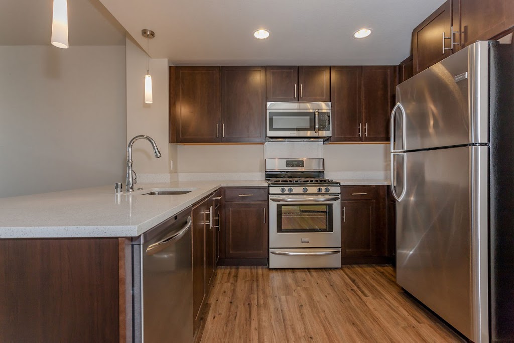 121 Tasman Apartments | 121 E Tasman Dr, San Jose, CA 95134, USA | Phone: (408) 882-1601