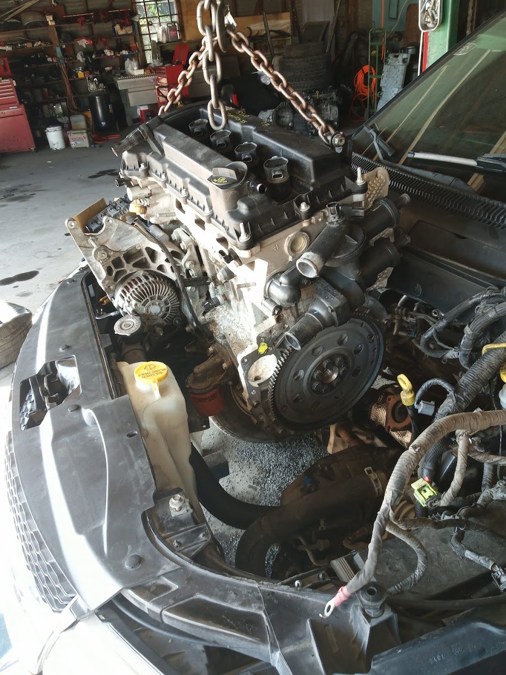 Santiagos Auto Repair | 911 N Main St, Baytown, TX 77520, USA | Phone: (832) 580-2569