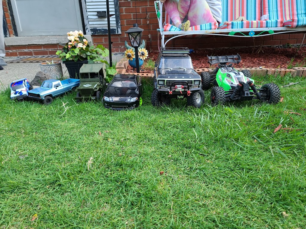 Experimental garage | 25965 S River Park Dr, Inkster, MI 48141, USA | Phone: (734) 486-0846