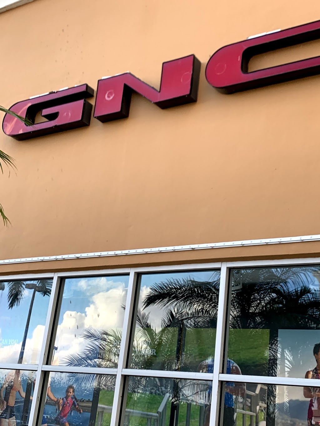 GNC | 15981 Pines Blvd, Pembroke Pines, FL 33027, USA | Phone: (954) 704-1000