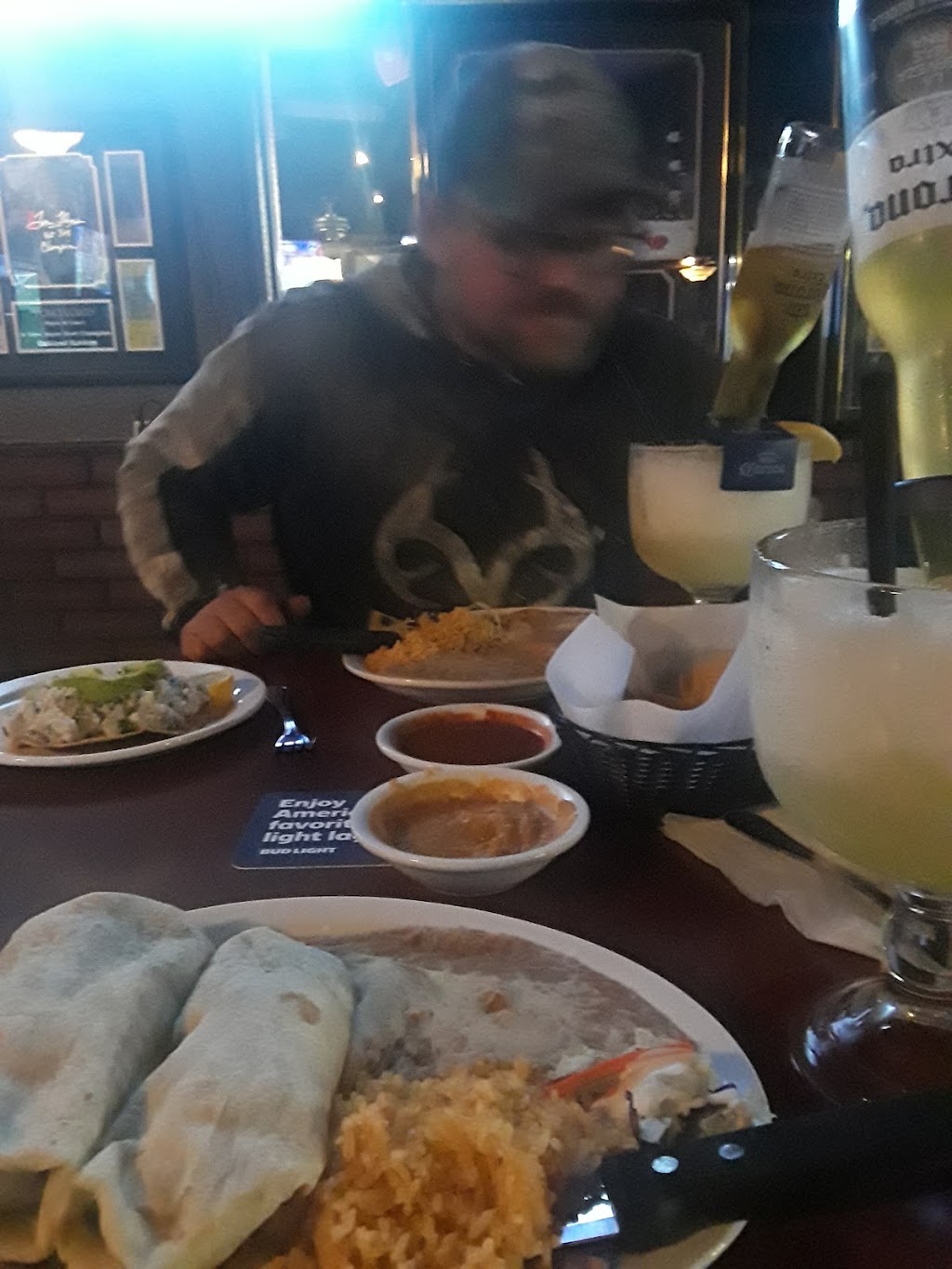 Javis Mexican Restaurant Hilmar, CA | 8394 Lander Ave, Hilmar, CA 95324, USA | Phone: (209) 668-4357