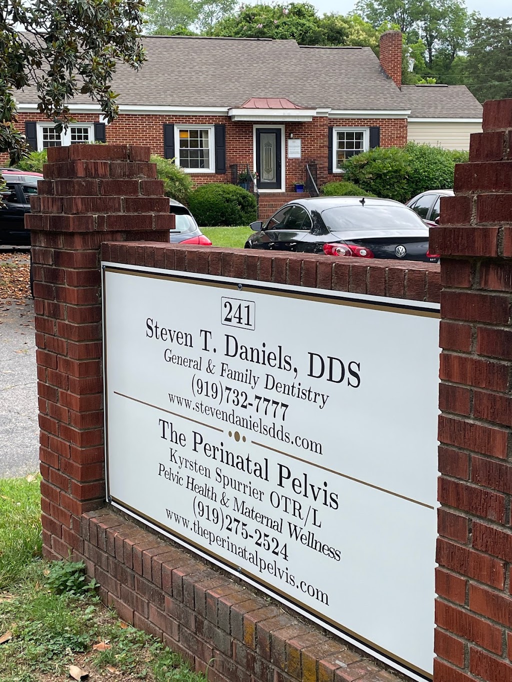 Steven T. Daniels DDS PA | 241 St Marys Rd, Hillsborough, NC 27278, USA | Phone: (919) 732-7777