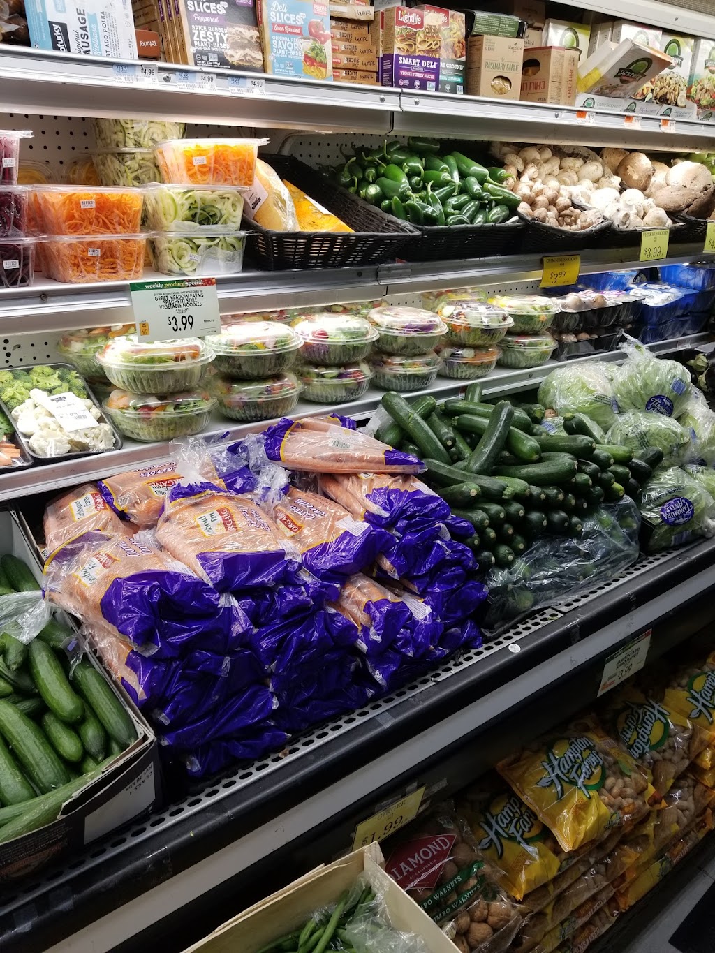 Vitelios Marketplace | 11615 Metropolitan Ave, Queens, NY 11418, USA | Phone: (718) 847-1010
