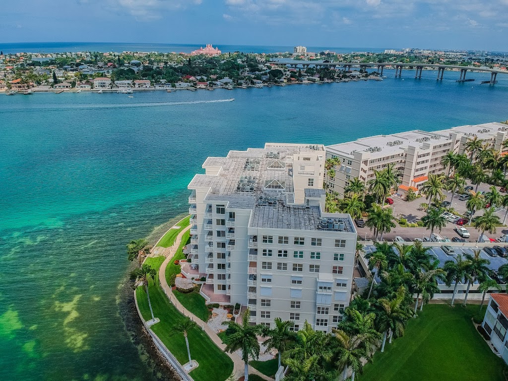 Compass Vacation Rentals | 5901 Sun Blvd #105, St. Petersburg, FL 33715, USA | Phone: (727) 866-7368