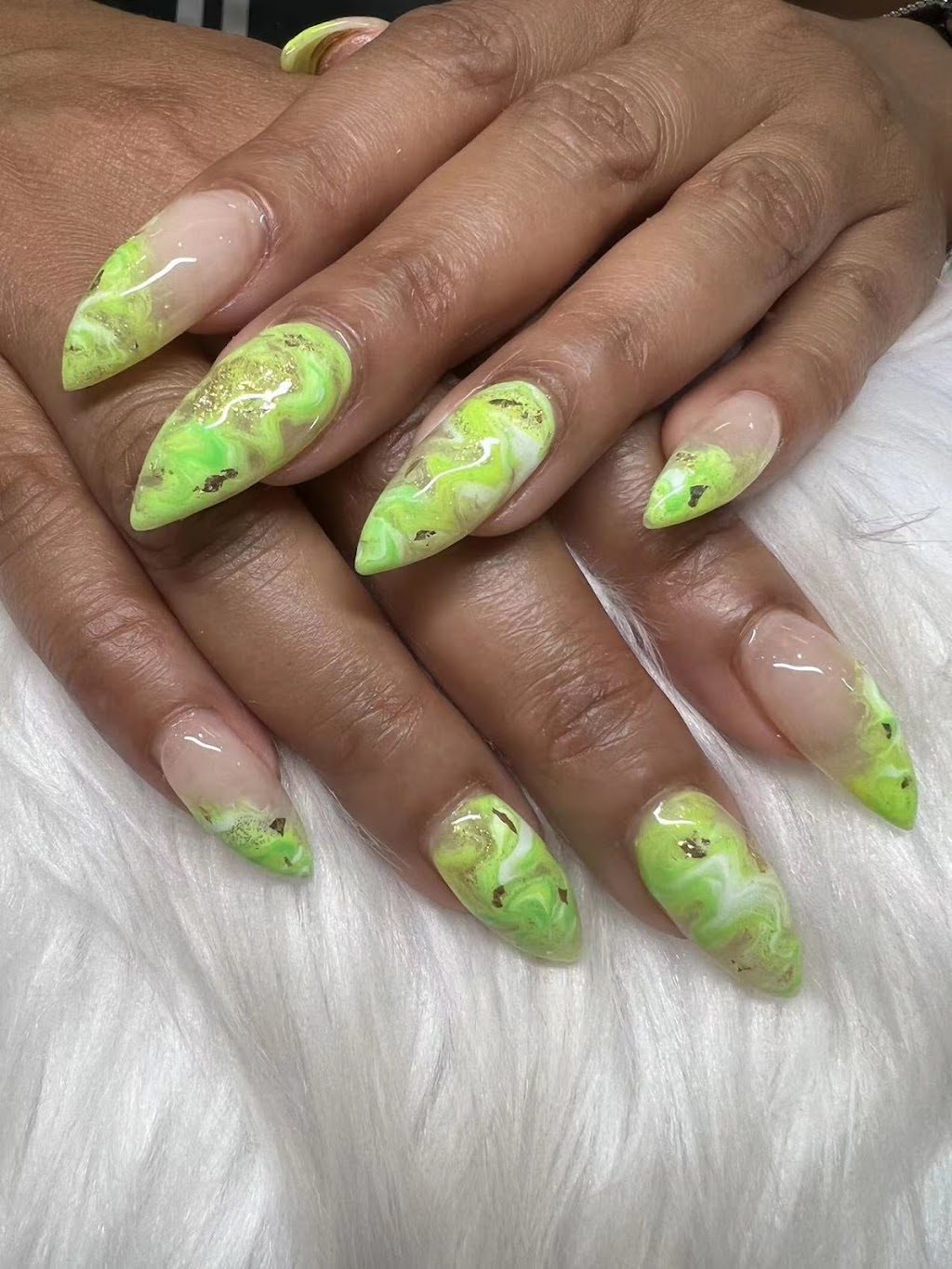 Paradise Nails and Spa 2 (Shopping Mall) | Shopping Center, between T-Mobile and, Starbucks, 815 Hutchinson Riv Pkwy, Bronx, NY 10465, USA | Phone: (347) 398-8341