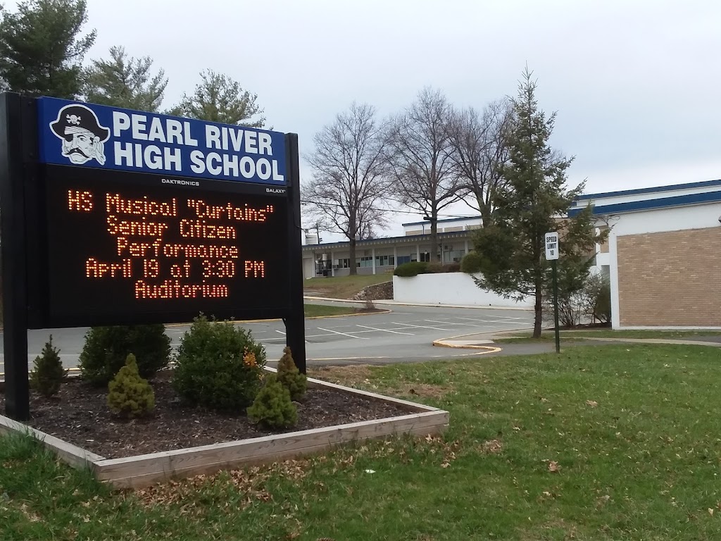 Pearl River High School | 275 E Central Ave, Pearl River, NY 10965, USA | Phone: (845) 620-3800