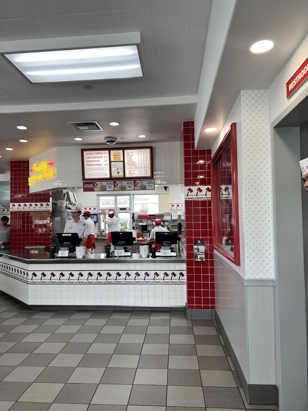 In-N-Out Burger | 3500 TX-114, Fort Worth, TX 76177, USA | Phone: (800) 786-1000