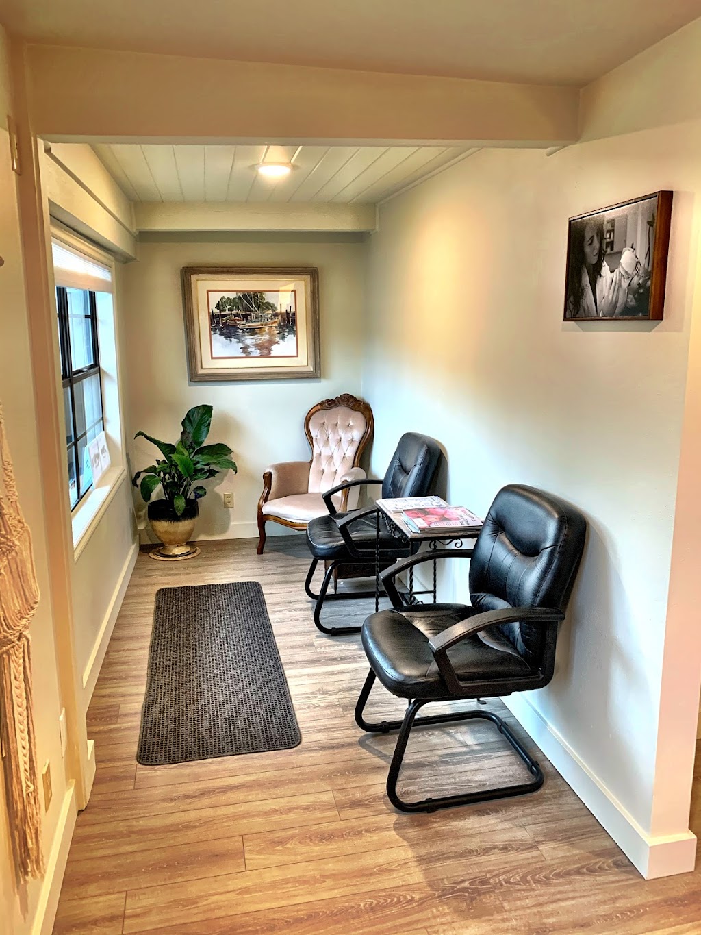 Custom Dentures Direct Denture Clinic 8912 Key Peninsula Hwy NW