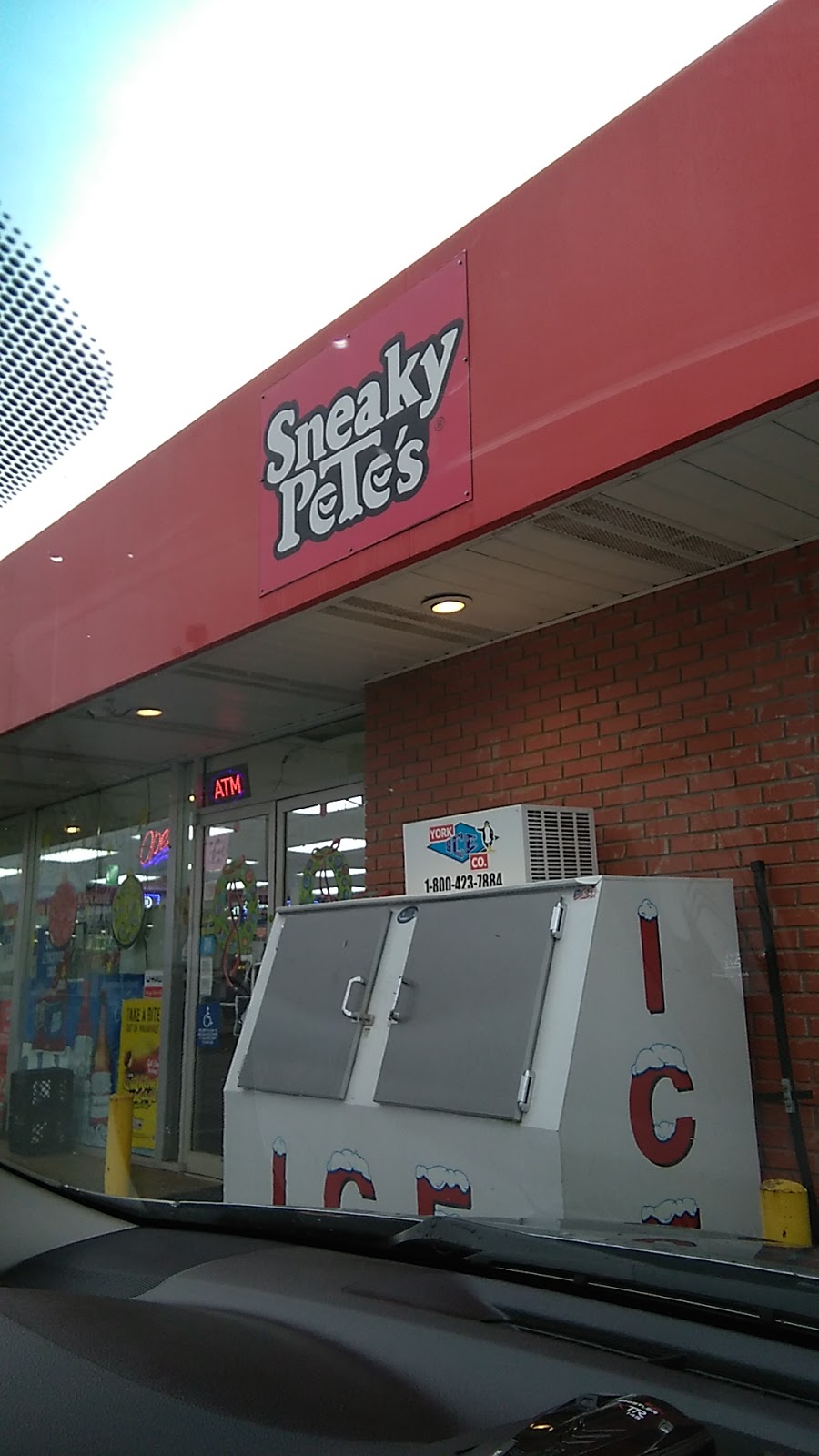 Sneaky Petes Hotdogs | 21352 US-11, McCalla, AL 35111, USA | Phone: (205) 477-0798