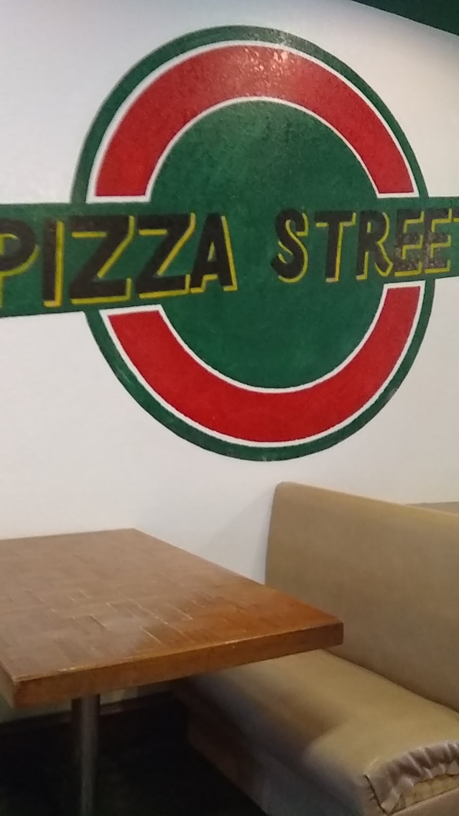 Pizza Street | 1055 W Audie Murphy Pkwy Ste 106, Farmersville, TX 75442, USA | Phone: (972) 782-7600