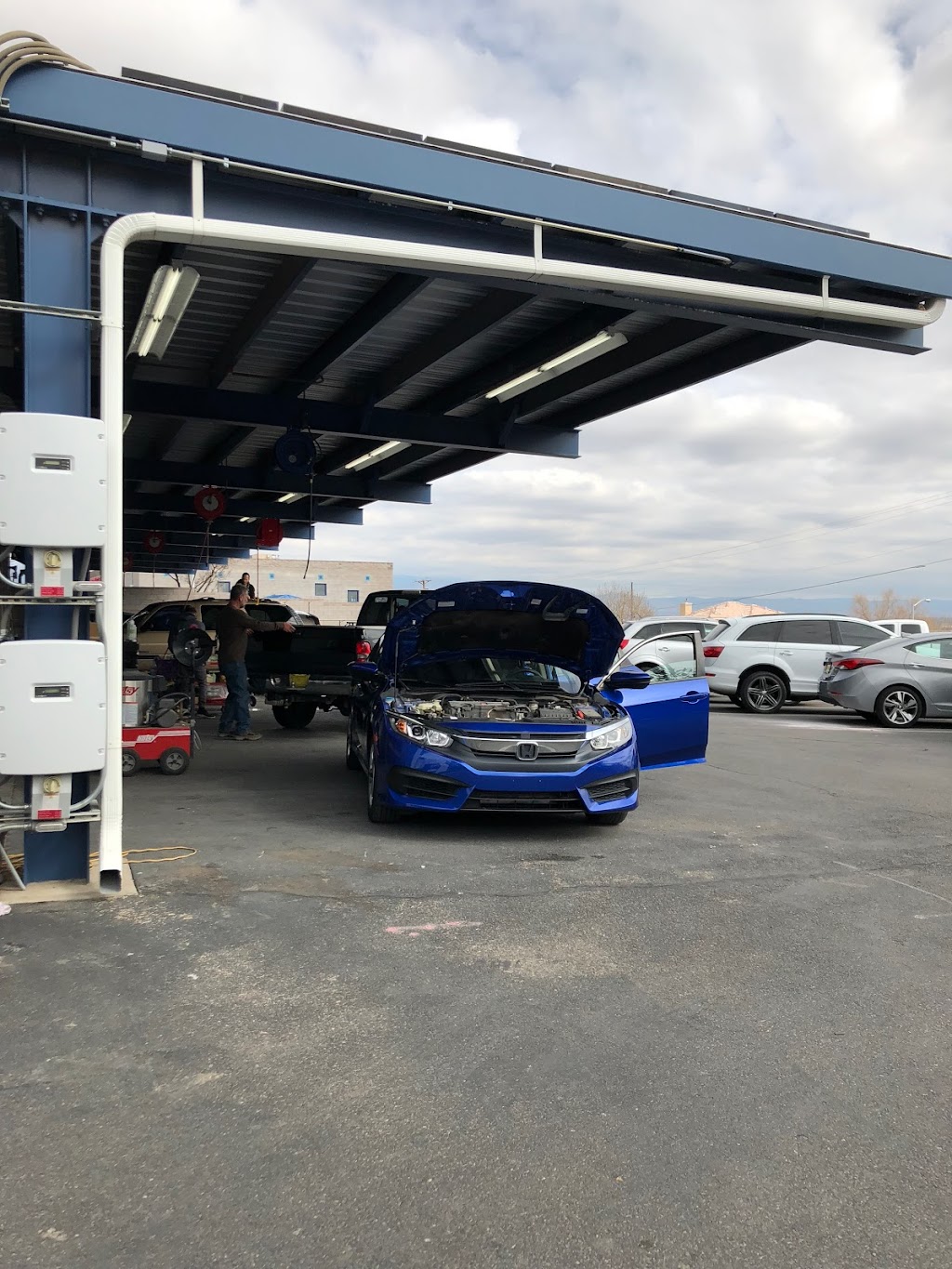 Quanz Auto Body | 9111 Eagle Ranch Rd NW, Albuquerque, NM 87120, USA | Phone: (505) 897-1949