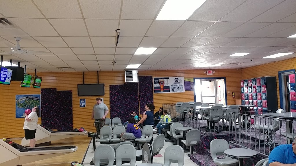 Kellys Imperial Lanes | 249 Wallins Corners Rd, Amsterdam, NY 12010, USA | Phone: (518) 842-6490