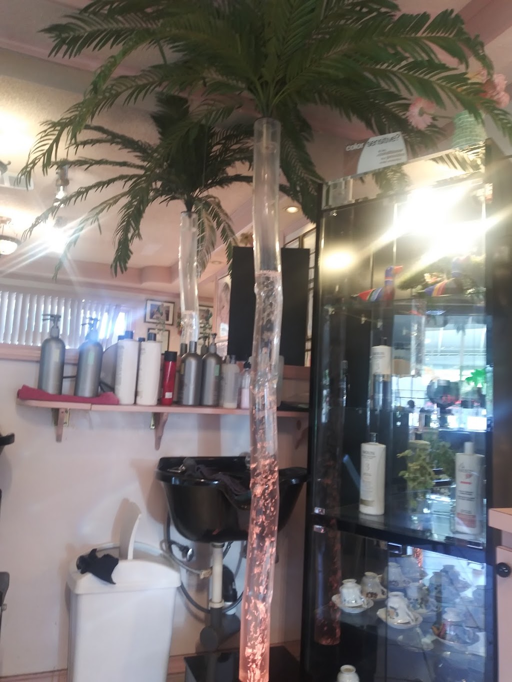 Kellys Hair Salon | 1517 104th St S, Tacoma, WA 98444, USA | Phone: (253) 539-5754