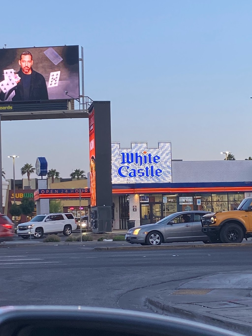 White Castle | 4501 Paradise Rd, Las Vegas, NV 89169, USA | Phone: (702) 637-4021