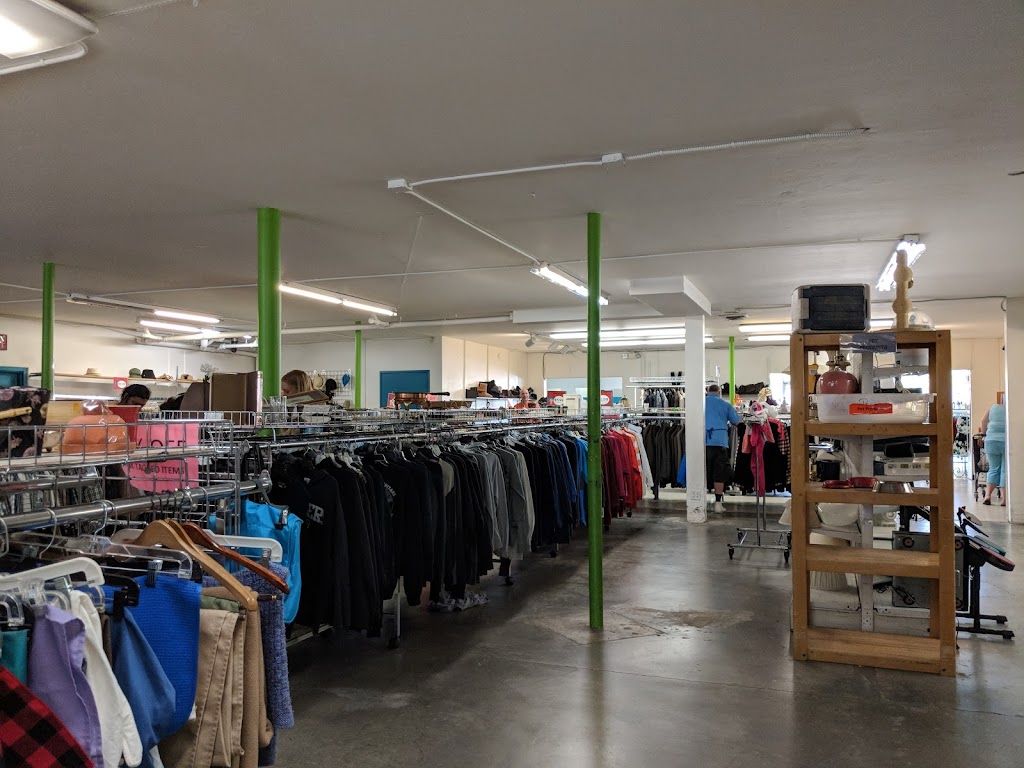 Goodwill - Redwood Empire | 1000 Lakeville St, Petaluma, CA 94952, USA | Phone: (707) 778-7485