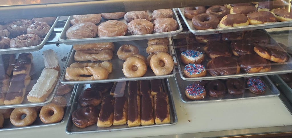 Hi-Way Bakery | 2633 Chicago Rd, South Chicago Heights, IL 60411, USA | Phone: (708) 754-3255