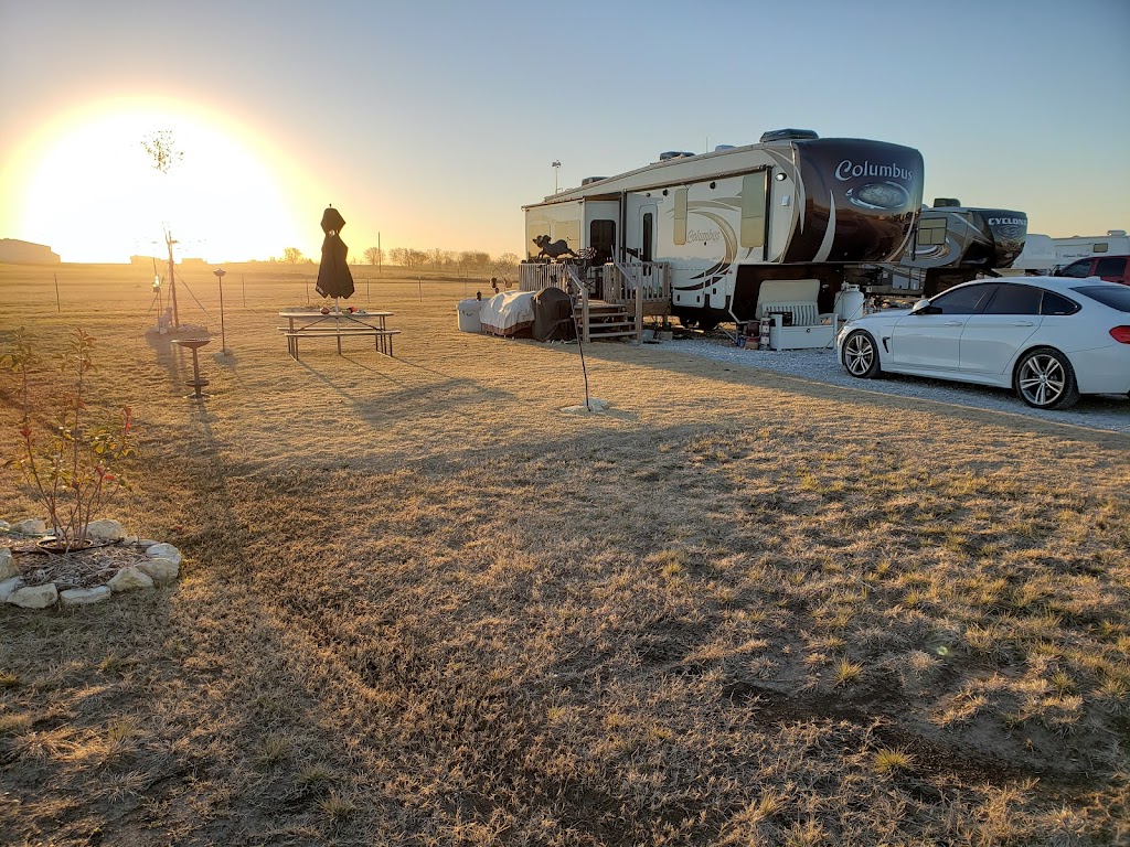 Lone Star Refuge RV Park | 3778 Co Rd 200, Valley View, TX 76272, USA | Phone: (940) 343-5135