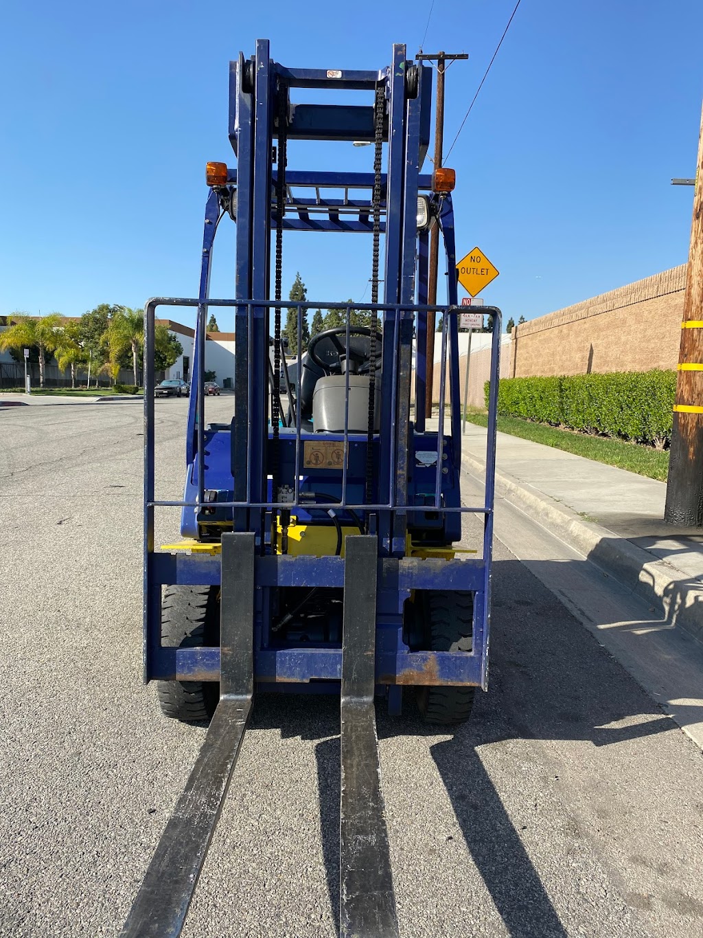 Affordable Forklift Rentals, Repair & more | 16202 Minnesota Ave, Paramount, CA 90723, USA | Phone: (562) 774-6152