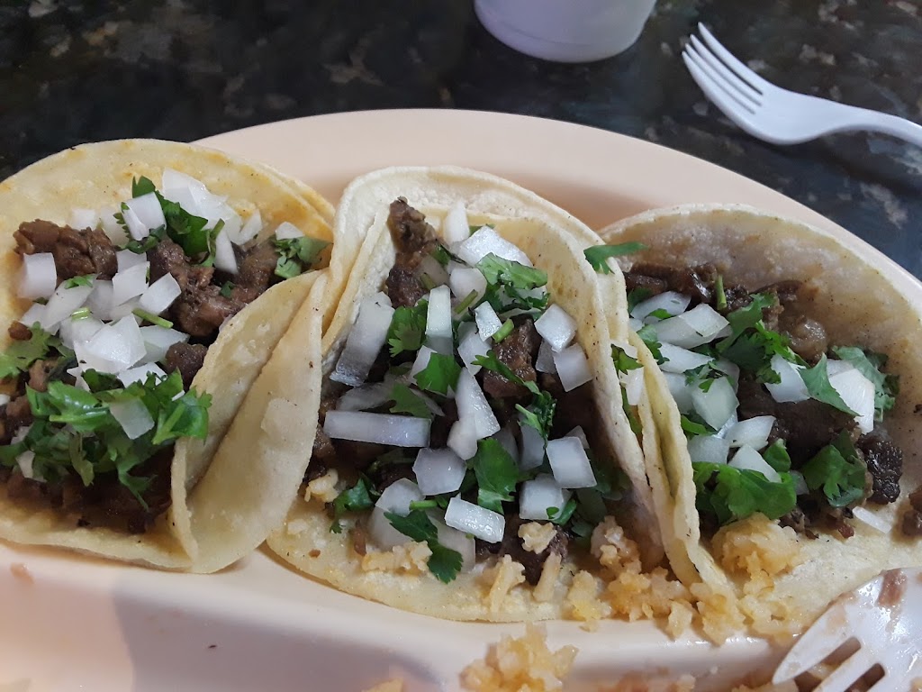 Monicas Tacos | 11430 I Ave, Hesperia, CA 92345, USA | Phone: (760) 947-5556