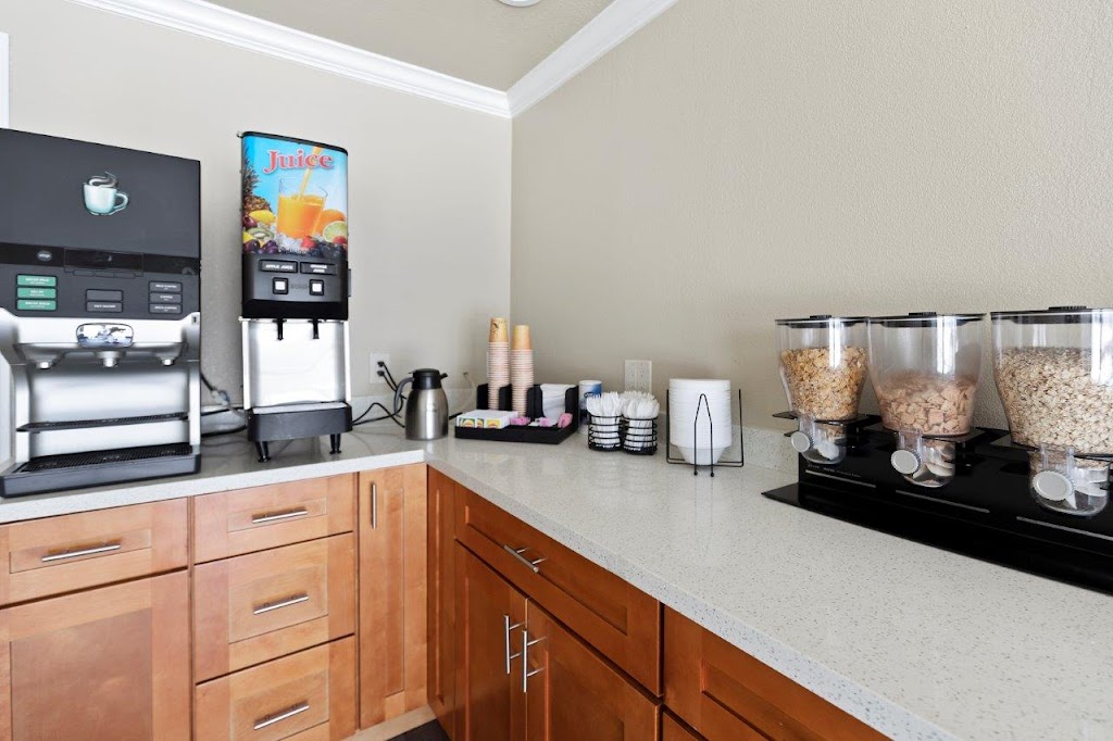 Le Blanc Inn & Suites | 11652 Garvey Ave, El Monte, CA 91732, USA | Phone: (626) 448-6228 Le Blanc Inn & Suites | 11652 Garvey Ave, El Monte, CA 91732, USA | Phone: (626) 448-6228