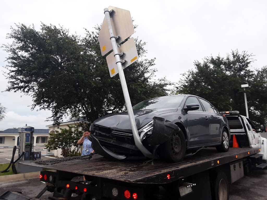 Norms Towing, Transport & Body Shop | 1845 63rd Ave E, Bradenton, FL 34203, USA | Phone: (941) 756-2000