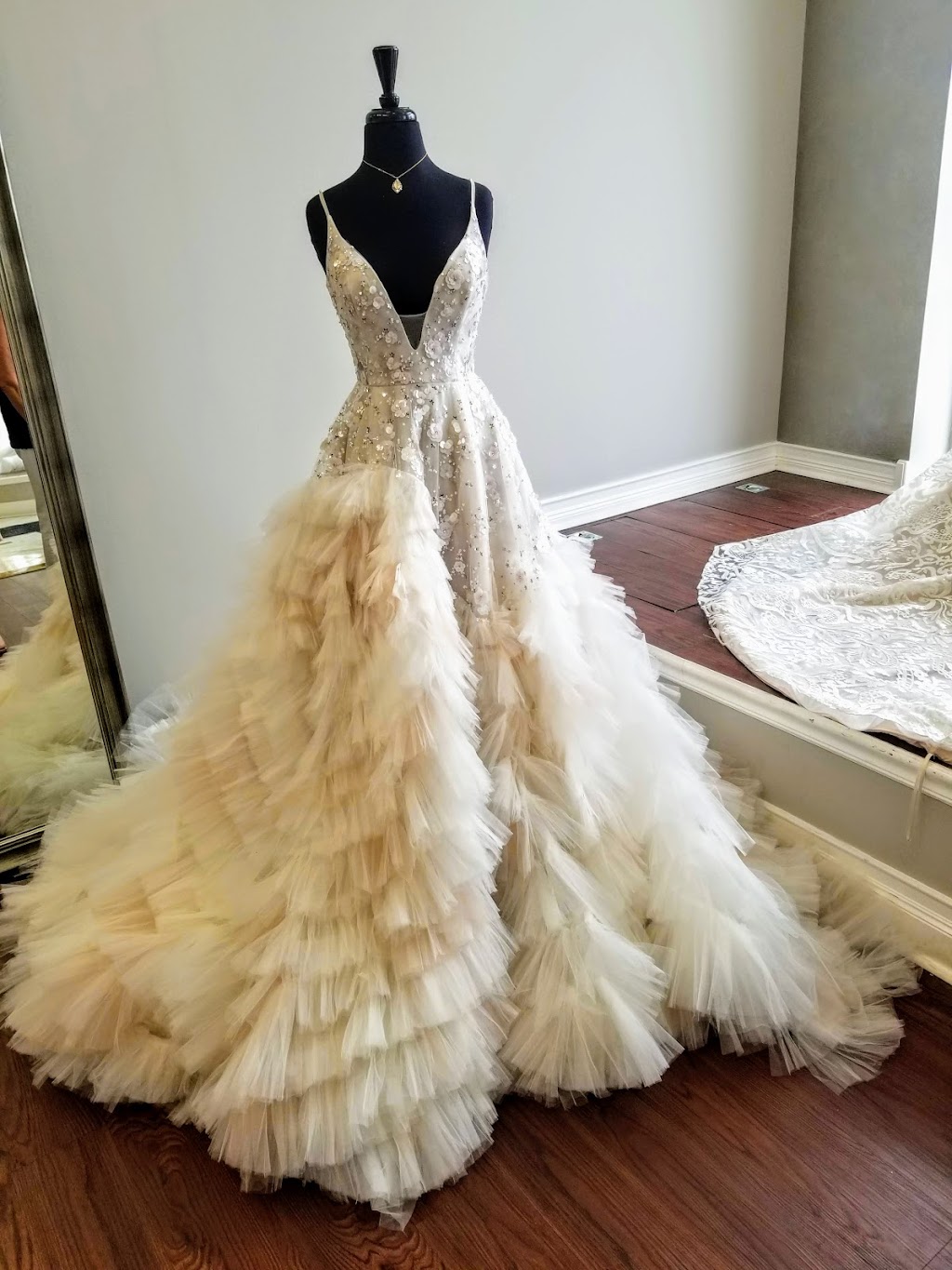 Bella Bianca Bridal Couture | 17W527 Roosevelt Rd, Oakbrook Terrace, IL 60181, USA | Phone: (630) 627-4027 Bella Bianca Bridal Couture | 17W527 Roosevelt Rd, Oakbrook Terrace, IL 60181, USA | Phone: (630) 627-4027